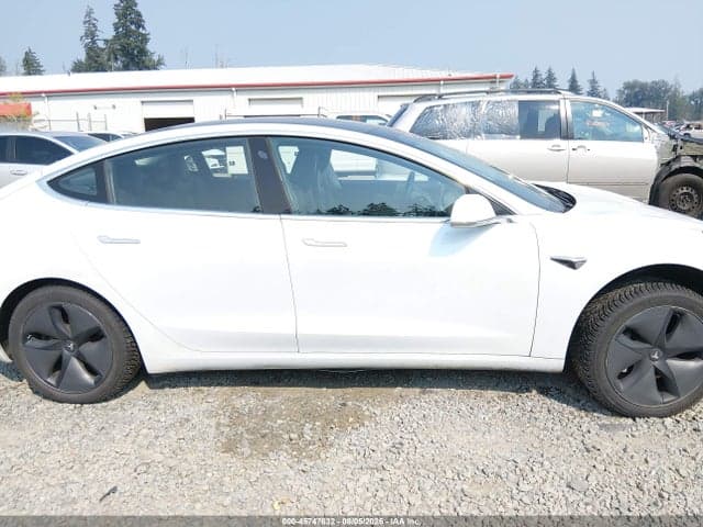 2018 TESLA MODEL 3 LONG RANGE/PERFORMANCE 13