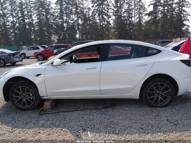 2018 TESLA MODEL 3 LONG RANGE/PERFORMANCE 14