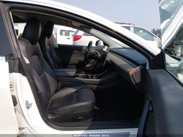 2018 TESLA MODEL 3 LONG RANGE/PERFORMANCE 19