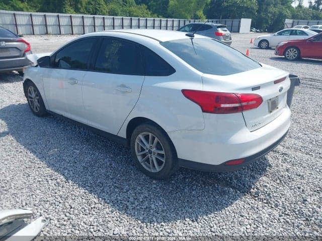 2017 FORD FOCUS SE 3
