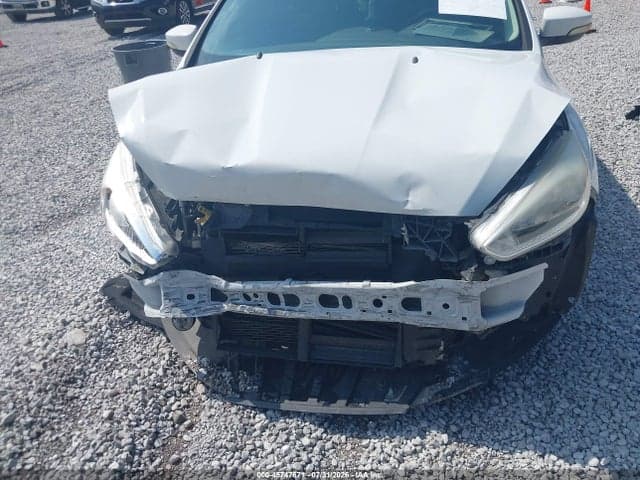 2017 FORD FOCUS SE 6