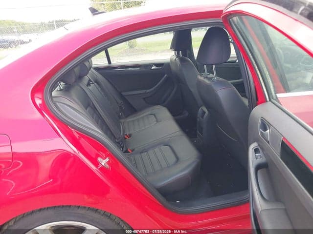 2017 VOLKSWAGEN JETTA GLI 8