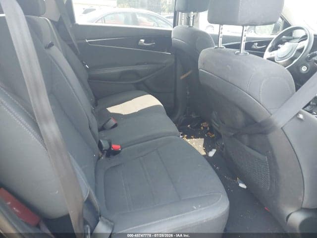 2019 KIA SORENTO 2.4L L 8