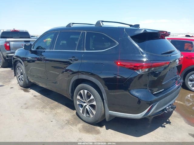 2020 TOYOTA HIGHLANDER HYBRID XLE 3