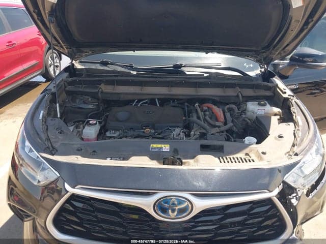 2020 TOYOTA HIGHLANDER HYBRID XLE 10