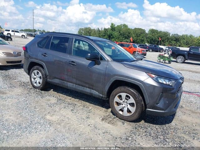 2021 TOYOTA RAV4 LE 1