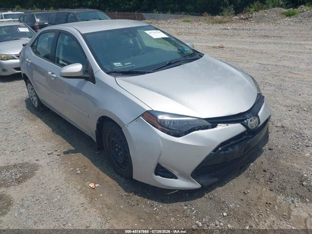 2017 TOYOTA COROLLA LE 1
