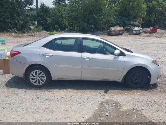 2017 TOYOTA COROLLA LE 13