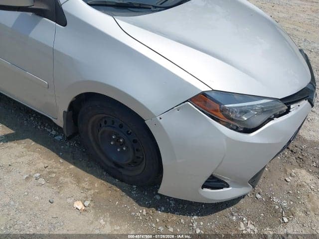2017 TOYOTA COROLLA LE 19