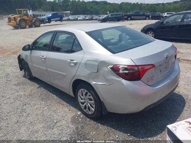 2017 TOYOTA COROLLA LE 3