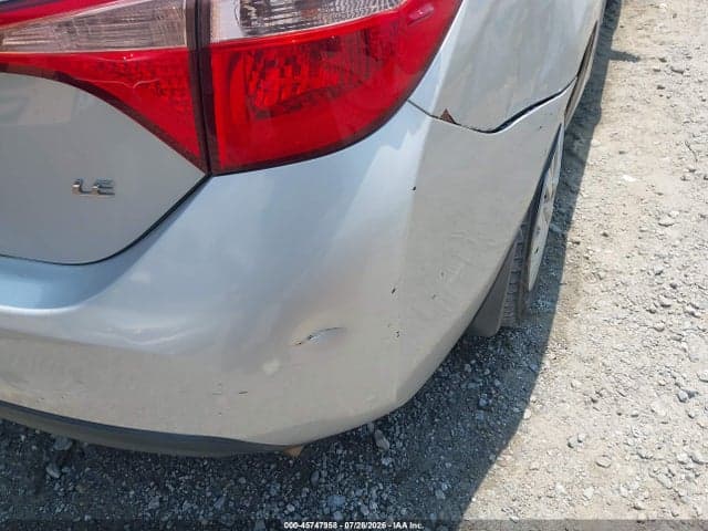 2017 TOYOTA COROLLA LE 21