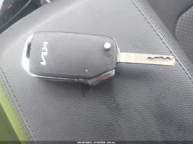 2025 KIA SPORTAGE HYBRID LX 11