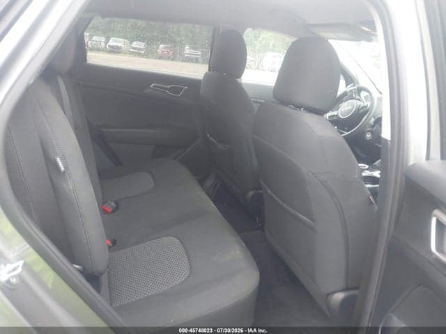 2025 KIA SPORTAGE HYBRID LX 8