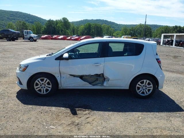 2020 CHEVROLET SONIC FWD 1FL 5-DOOR 15