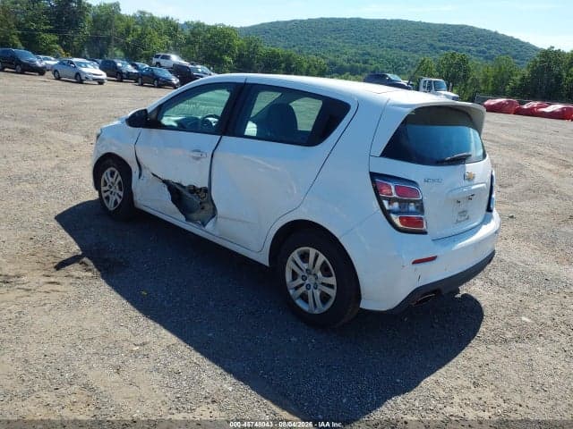 2020 CHEVROLET SONIC FWD 1FL 5-DOOR 3