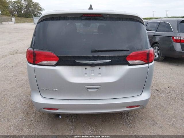 2023 CHRYSLER VOYAGER LX 16