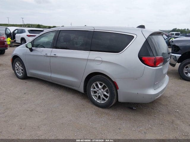 2023 CHRYSLER VOYAGER LX 3
