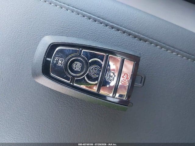 2025 LINCOLN NAVIGATOR RESERVE 11