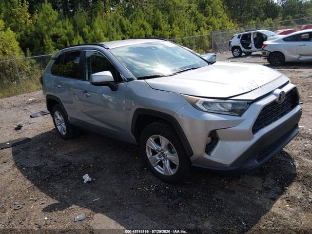 2021 TOYOTA RAV4 XLE 1