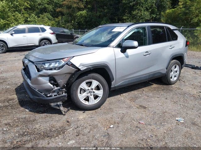 2021 TOYOTA RAV4 XLE 2