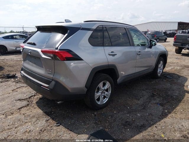 2021 TOYOTA RAV4 XLE 4
