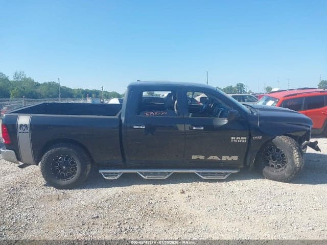 2017 RAM 1500 SLT 4X4 6'4 BOX 13