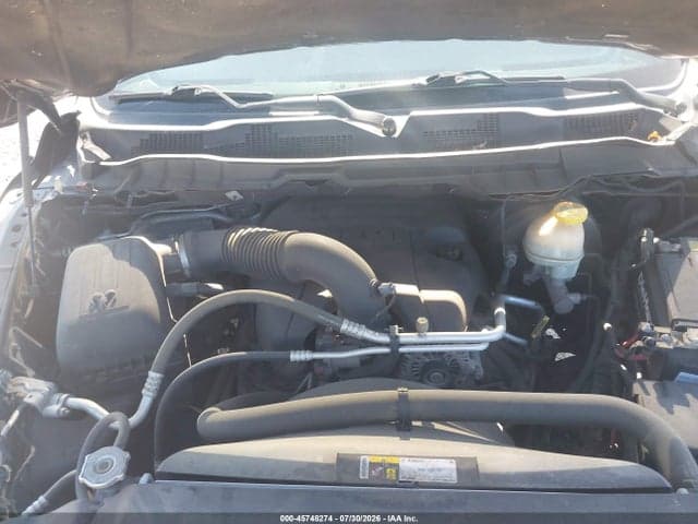 2017 RAM 1500 SLT 4X4 6'4 BOX 10