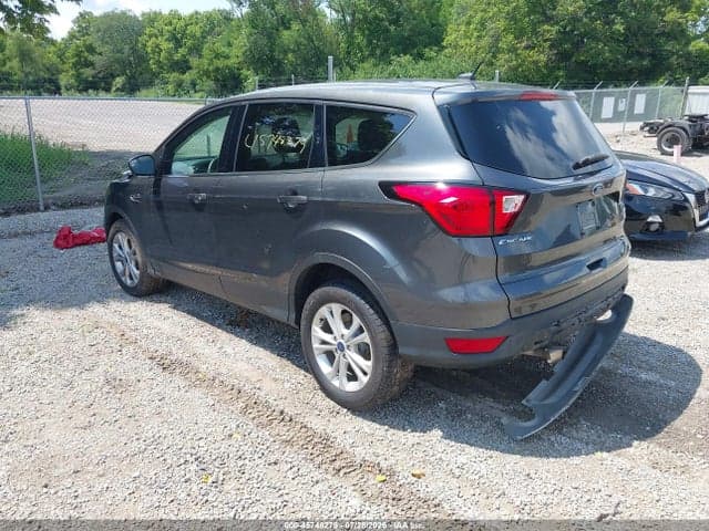 2019 FORD ESCAPE SE 3