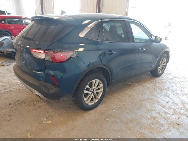 2020 FORD ESCAPE SE 4