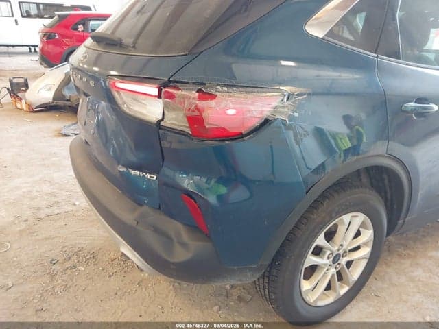 2020 FORD ESCAPE SE 6