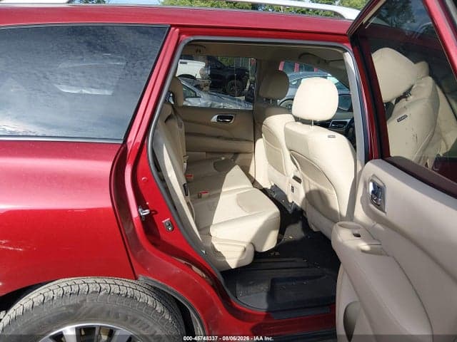 2018 NISSAN PATHFINDER SV 8