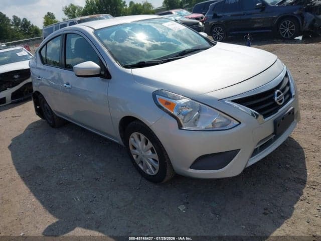 2019 NISSAN VERSA 1.6 SV 1