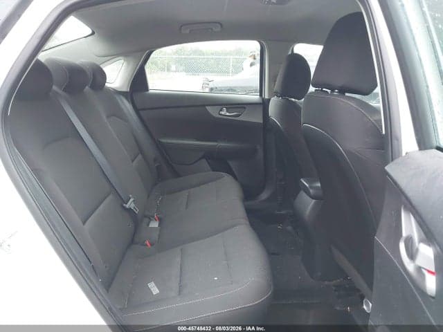2021 KIA FORTE FE 8