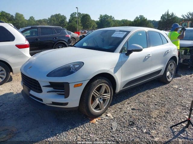 2020 PORSCHE MACAN 2