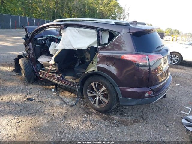 2017 TOYOTA RAV4 XLE 3