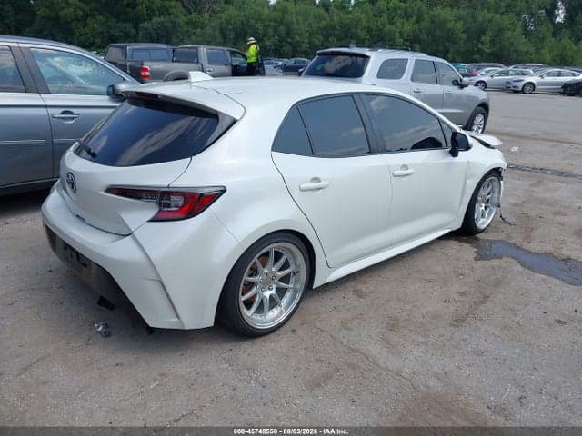 2019 TOYOTA COROLLA SE 4