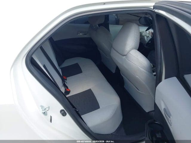 2019 TOYOTA COROLLA SE 8