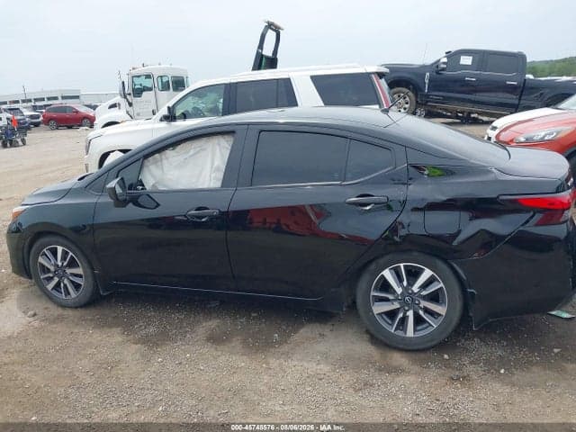 2024 NISSAN VERSA 1.6 S 14