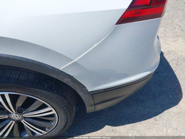 2018 VOLKSWAGEN TIGUAN 2.0T SE/2.0T SEL 17