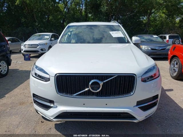 2017 VOLVO XC90 T6 MOMENTUM 13