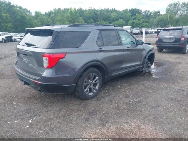 2023 FORD EXPLORER XLT 4