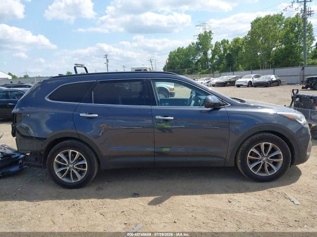 2017 HYUNDAI SANTA FE SE 14