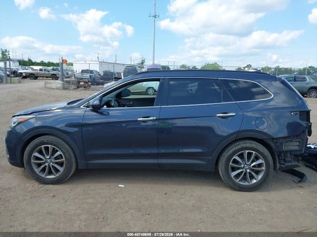 2017 HYUNDAI SANTA FE SE 15
