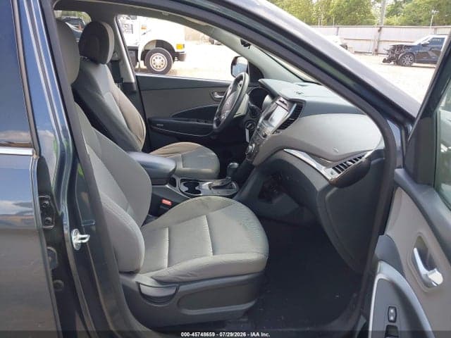 2017 HYUNDAI SANTA FE SE 5