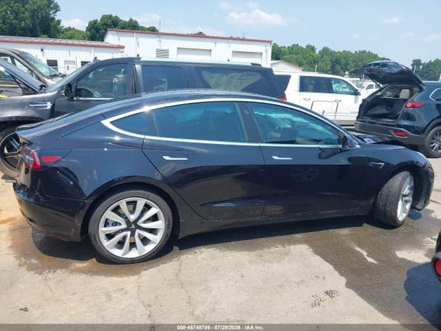 2018 TESLA MODEL 3 LONG RANGE/PERFORMANCE 13
