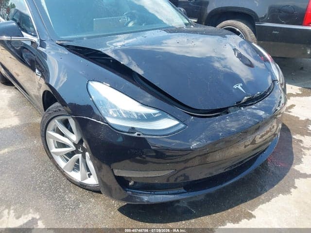 2018 TESLA MODEL 3 LONG RANGE/PERFORMANCE 19