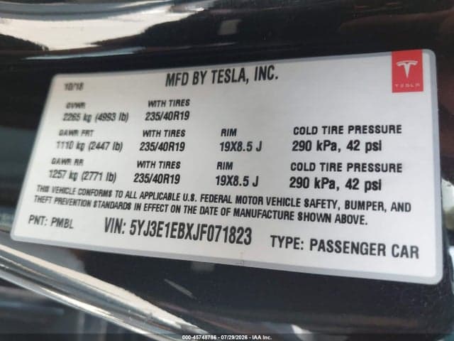 2018 TESLA MODEL 3 LONG RANGE/PERFORMANCE 9