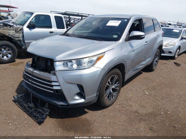 2018 TOYOTA HIGHLANDER LE 2