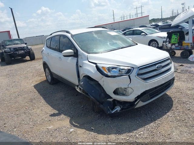 2018 FORD ESCAPE SE 1