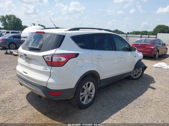 2018 FORD ESCAPE SE 4